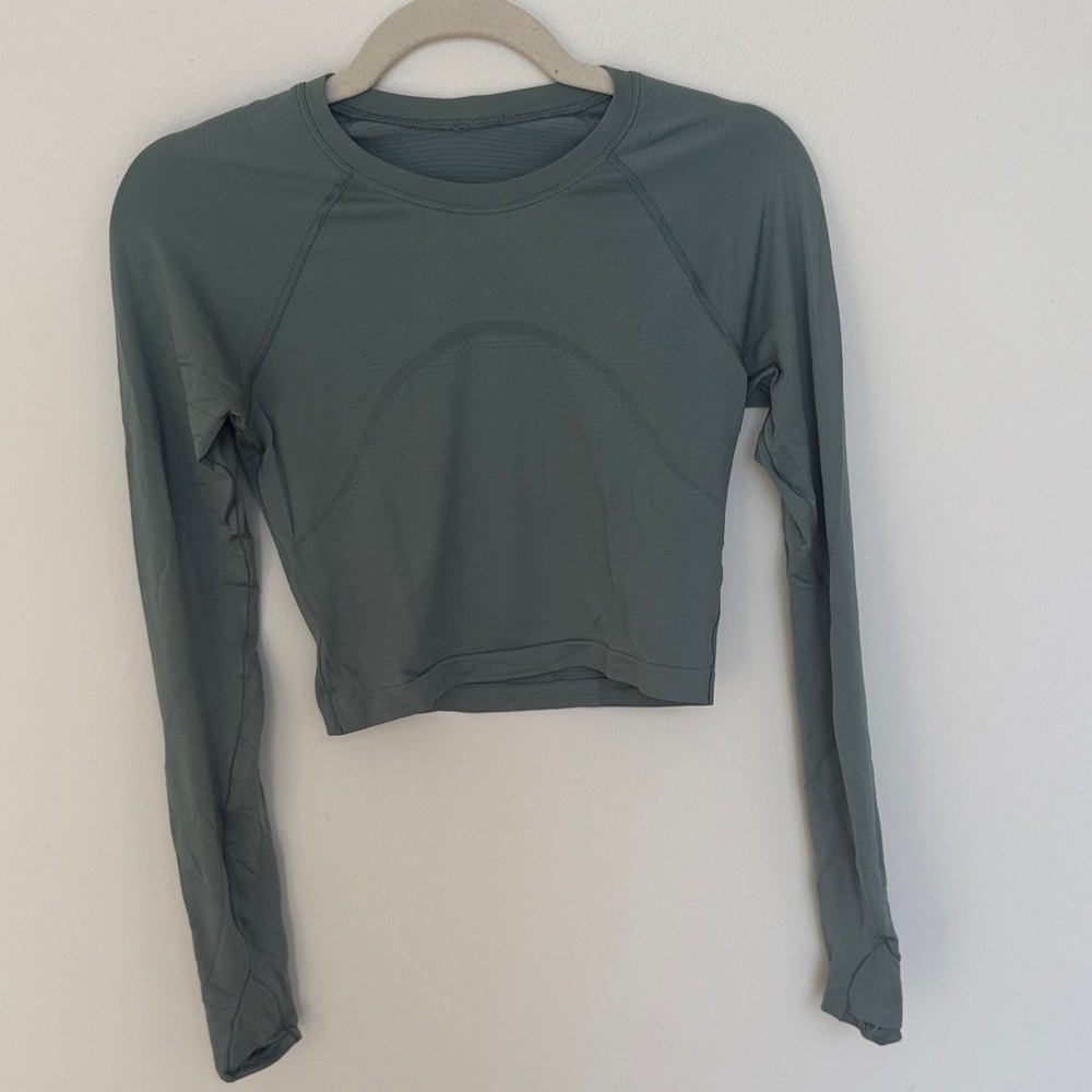lululemon Swiftly Tech Long Sleeve Crop